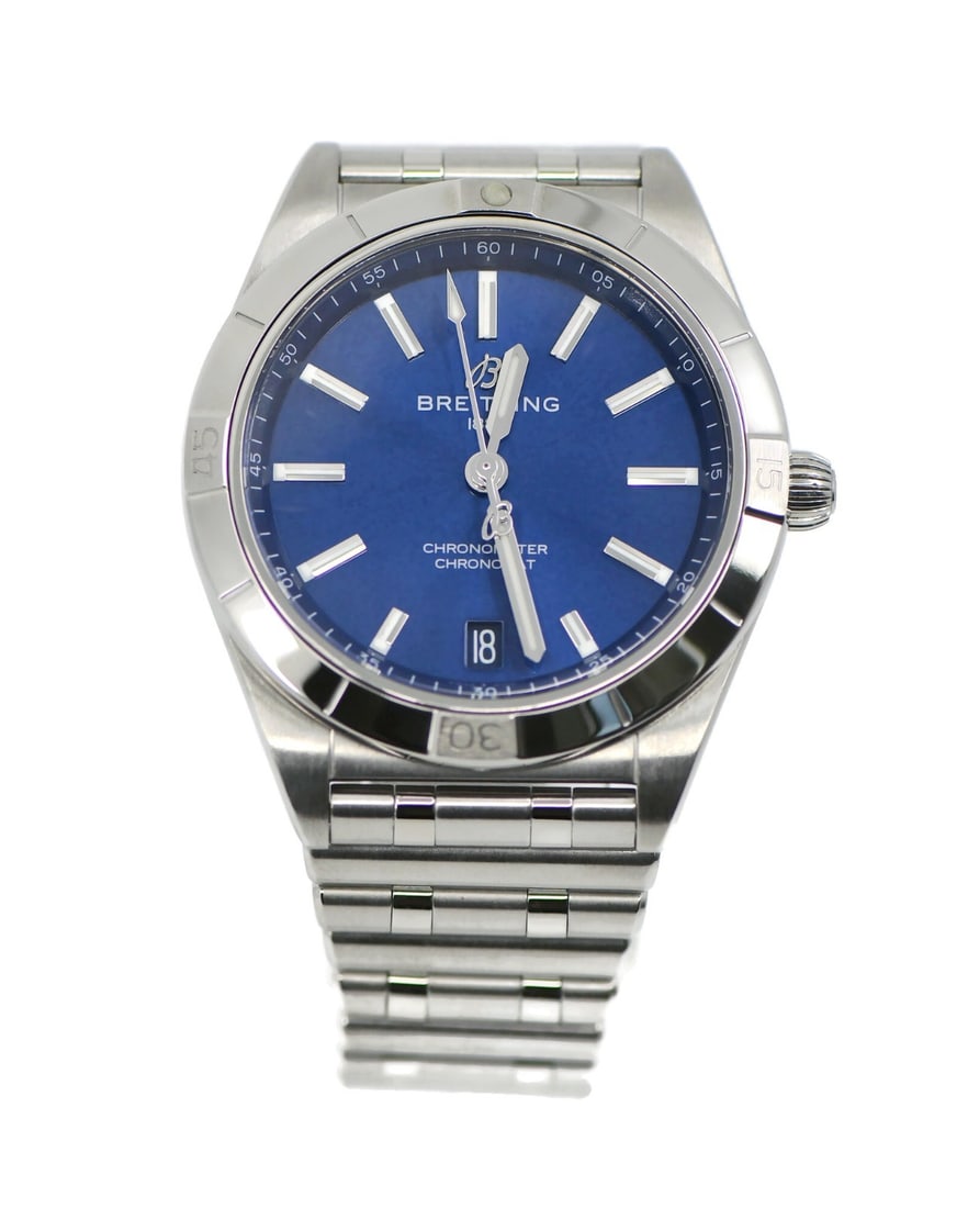 Breitling Chronomat A10380 Stainless Steel Automatic Watch with Box and Papers: Breitling Chronomat A10380 Stainless Steel Automatic Watch with Box and Papers Experience the elegance and precision of the Breitling Chronomat A10380, a stunning wristwatch designed for those who app