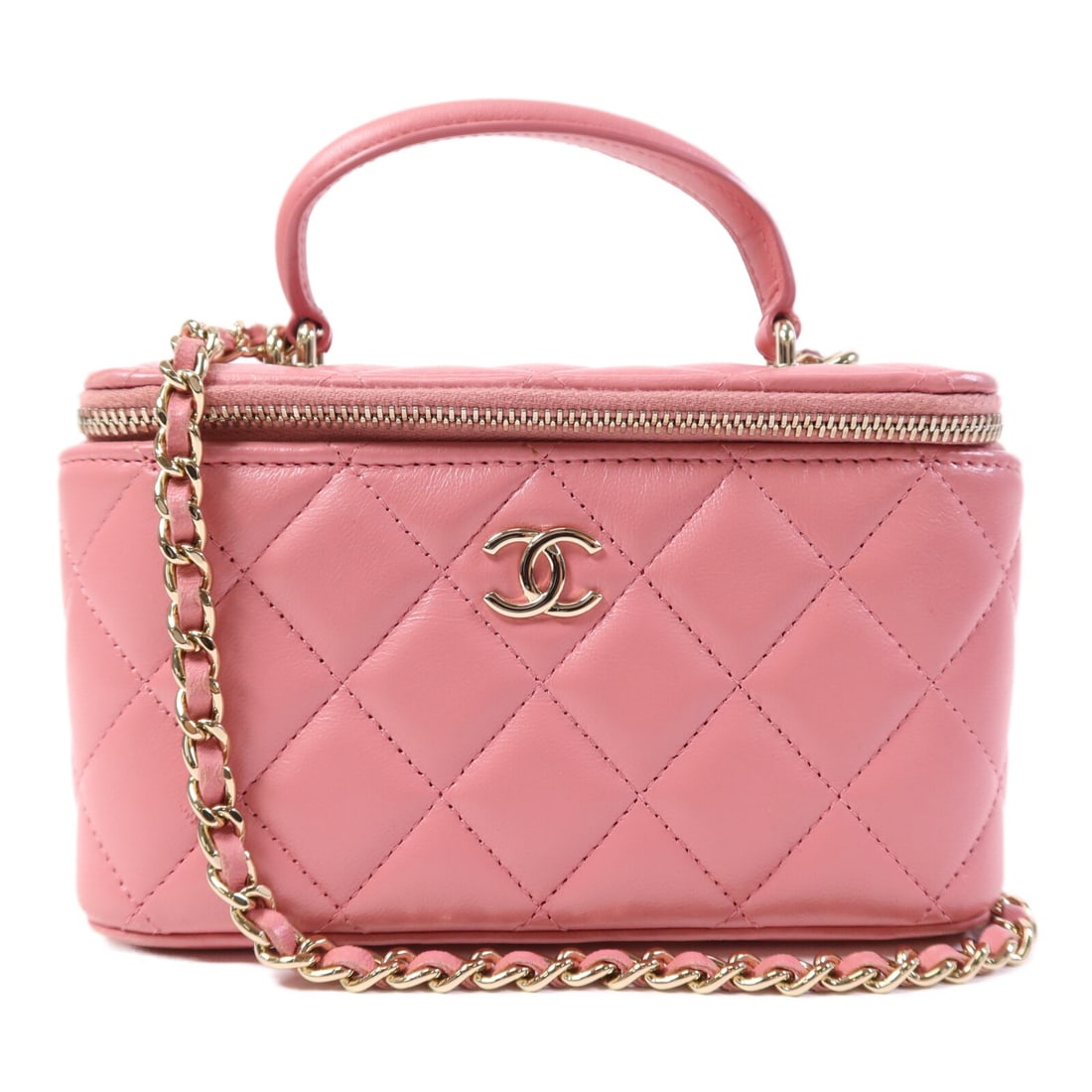 Chanel Black Lambskin CC Vanity Case with Gold Hardware Shoulder Bag: Chanel Black Lambskin CC Vanity Case with Gold Hardware Shoulder Bag This CHANEL shoulder bag is crafted from lambskin leather in a pink color and features a vanity case design. It offers a compact an
