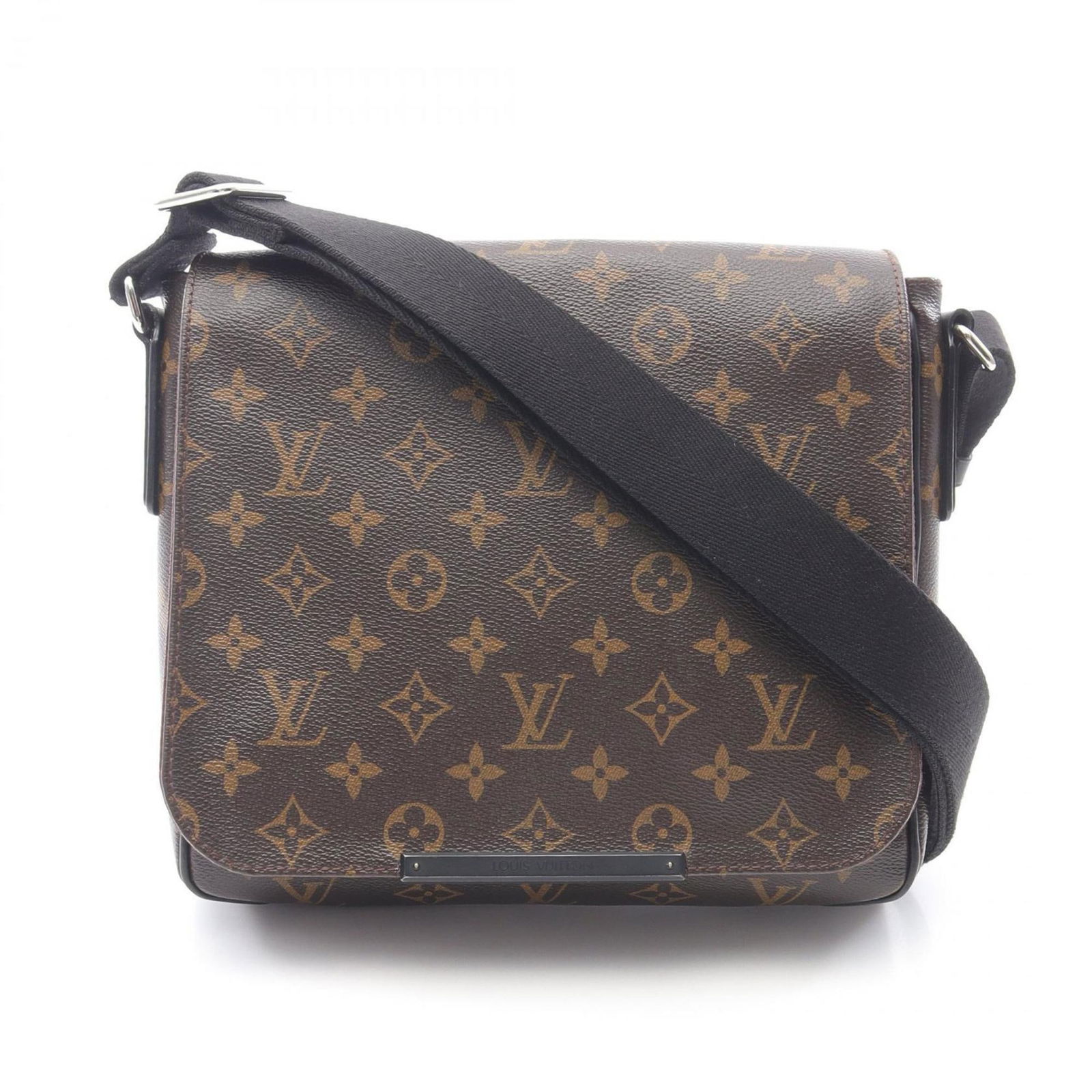 Louis Vuitton District Brown Canvas Messenger Bag with Adjustable Strap: Louis Vuitton District Brown Canvas Messenger Bag with Adjustable Strap This Louis Vuitton District bag is crafted from brown canvas and designed for men. It features a spacious interior with a press