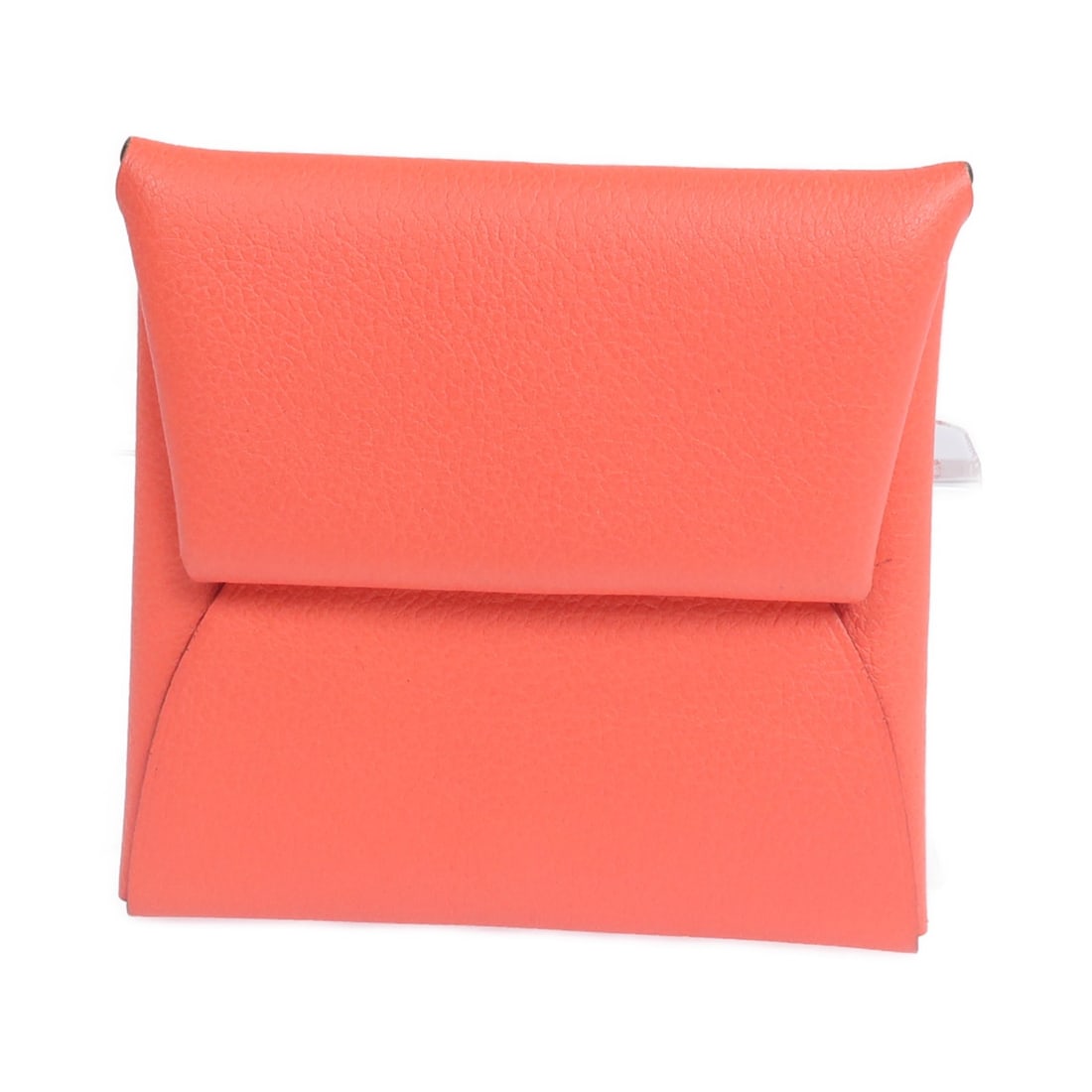 Evercolor Leather Bastia Coin Purse in Rose Texas and Cuivre by Hermes: Evercolor Leather Bastia Coin Purse in Rose Texas and Cuivre by Hermes Hermes Bastia coin purse crafted from Evercolor calfskin leather in a pink Rose Texas and Cuivre color combination. Features pall