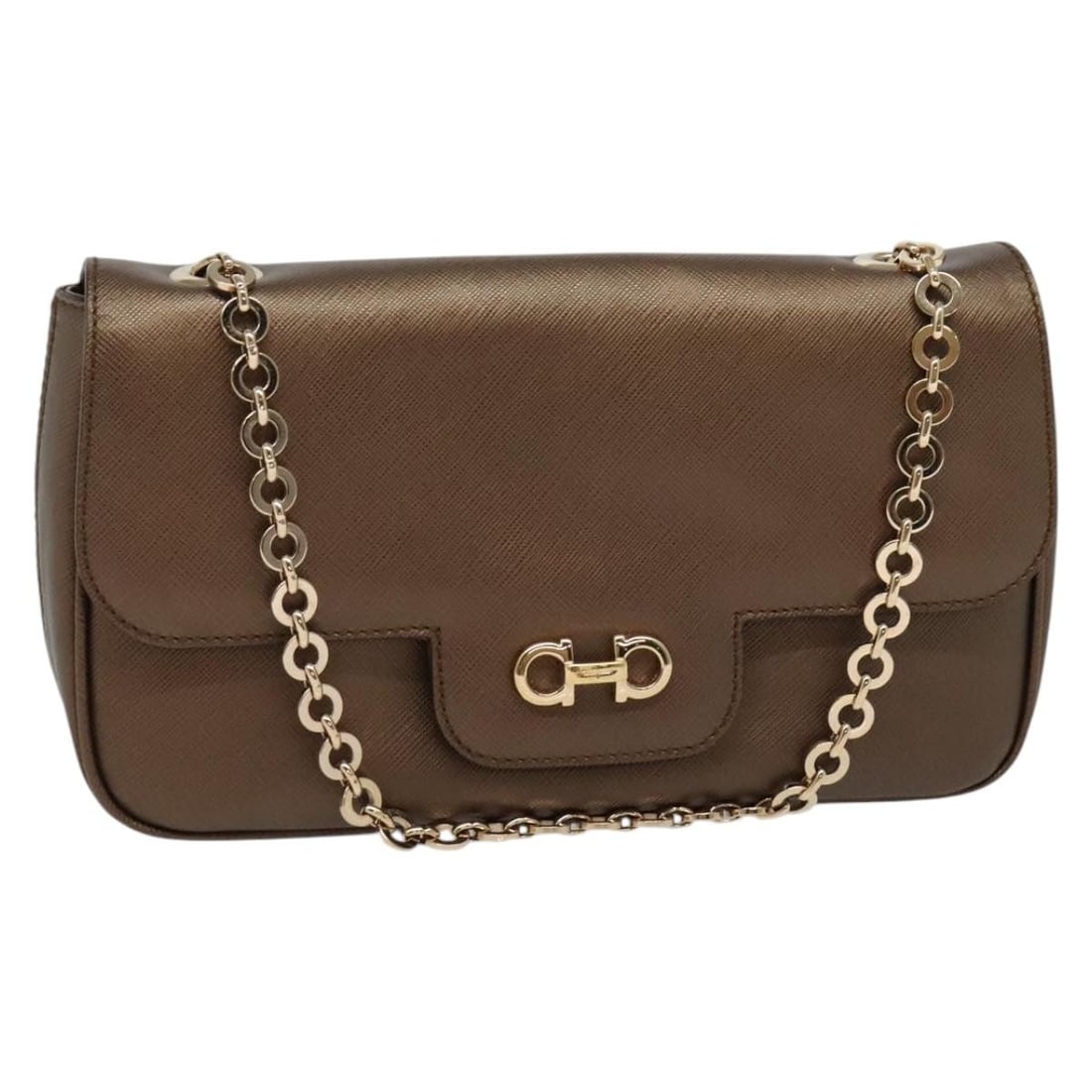 Salvatore Ferragamo Gancini Chain Shoulder Bag Leather Brown Gold Auth: Salvatore Ferragamo Gancini Chain Shoulder Bag Leather Brown Gold Auth Introducing the Salvatore Ferragamo Chain Gancini Shoulder Bag, a sophisticated accessory that combines luxury and functionality.