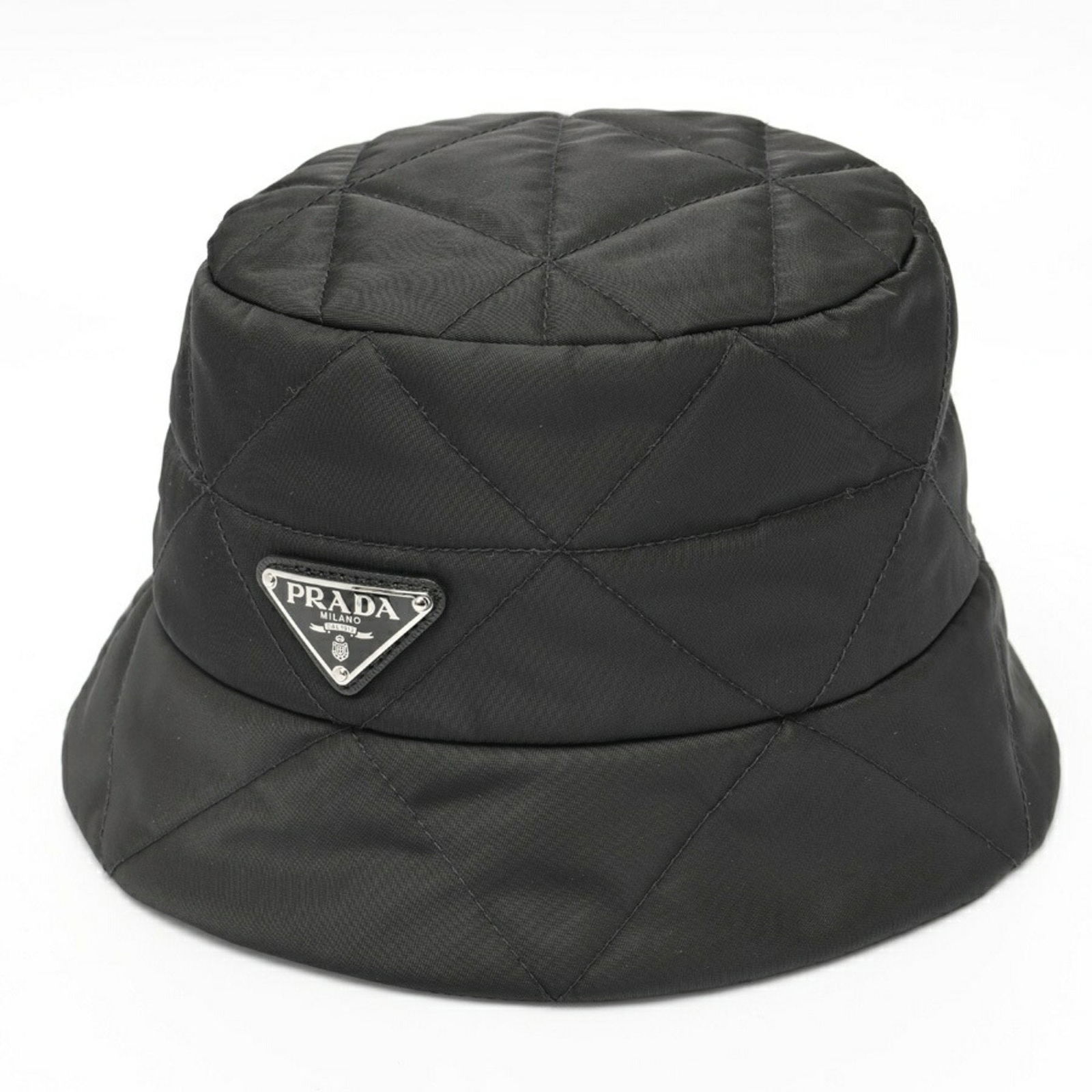 Prada Re-Nylon Black Synthetic 58 cm Unisex Accessory: Prada Re-Nylon Black Synthetic 58 cm Unisex Accessory This Prada Re-Nylon features a sleek black design crafted from synthetic material. Designed as a unisex accessory, it showcases Italian craftsmans