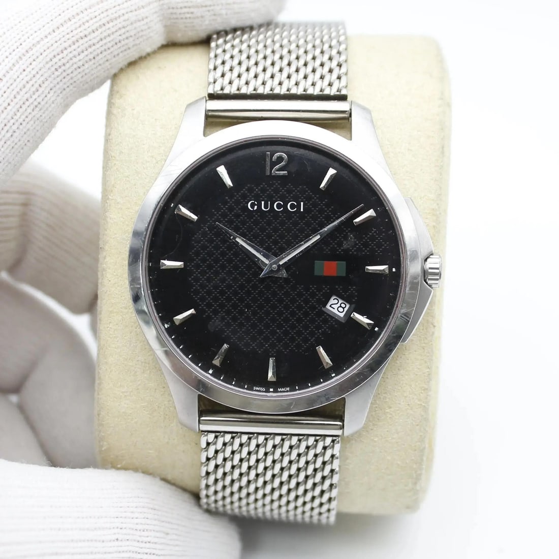 Gucci G-Timeless Men's Quartz Watch Black Dial Stainless Steel Mesh Bracelet (1 of 6)