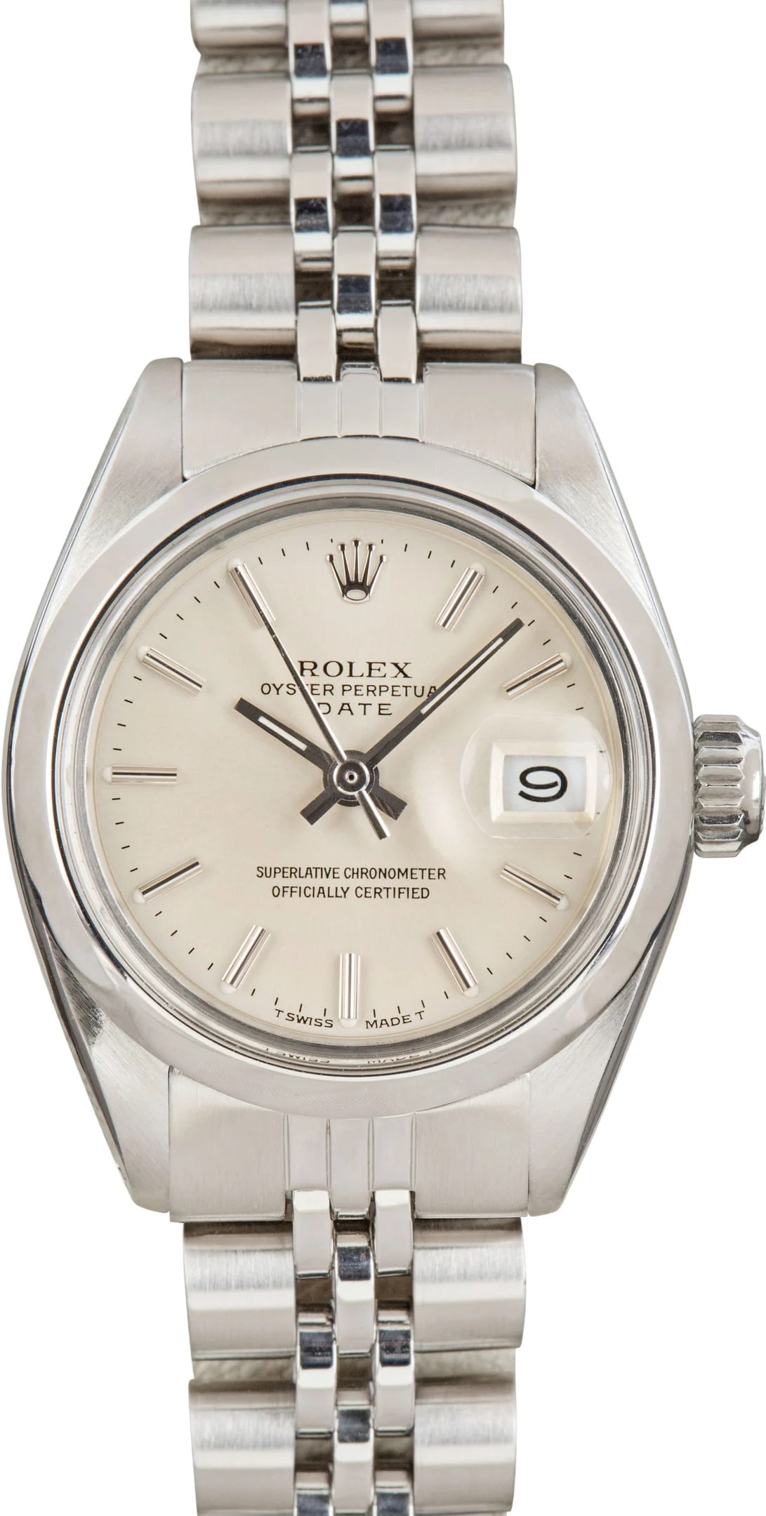 Ladies Rolex 6916 Oyster Perpetual Date Silver Dial Jubilee Bracelet Watch: Ladies Rolex 6916 Oyster Perpetual Date Silver Dial Jubilee Bracelet Watch This ladies' Rolex Oyster Perpetual Date features a silver dial and a smooth bezel, paired with a Jubilee bracelet. The watch