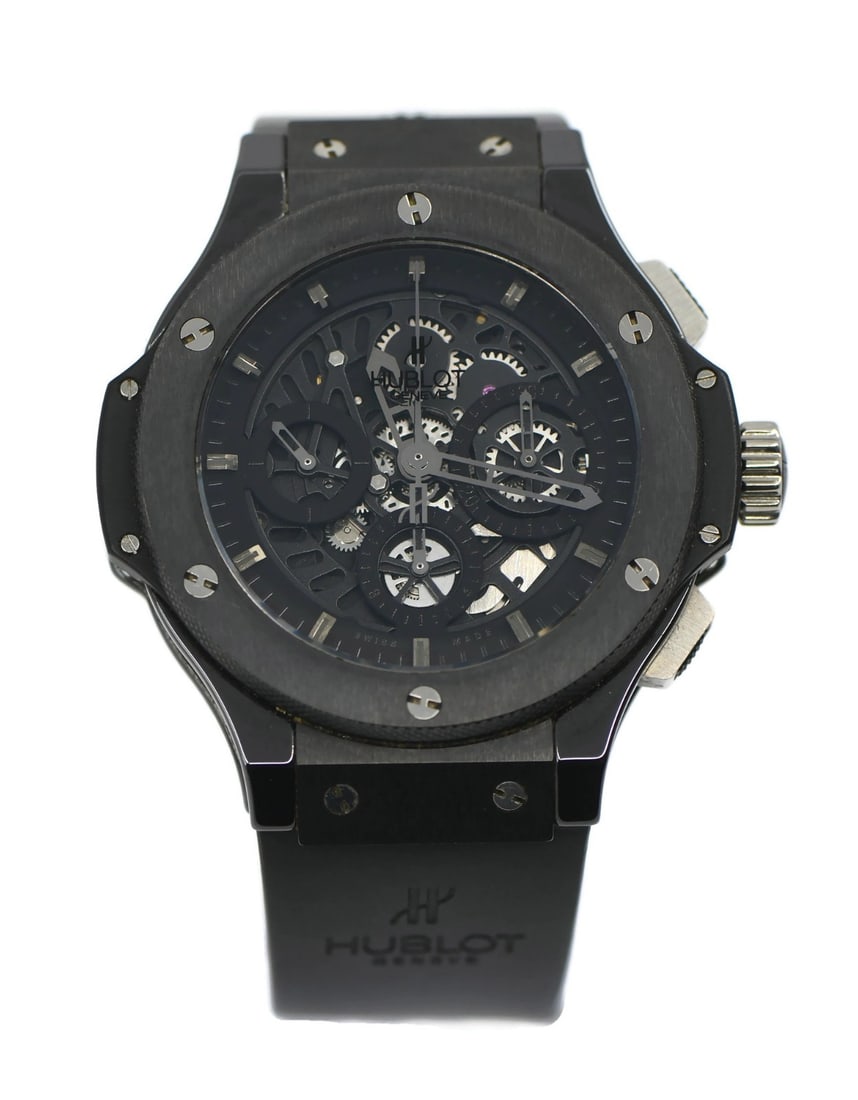 Hublot Big Bang Aero Ceramic 44mm Watch 310.CM.1110.RX with Box: Hublot Big Bang Aero Ceramic 44mm Watch 310.CM.1110.RX with Box Discover the Hublot Big Bang Aero Ceramic Watch, a stunning timepiece that combines style and functionality. This wristwatch features a