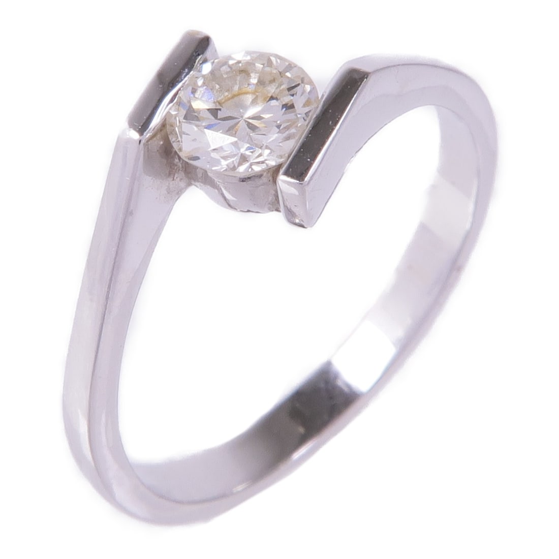 Elegant 18K White Gold Diamond Ring Size 5.75 (1 of 7)