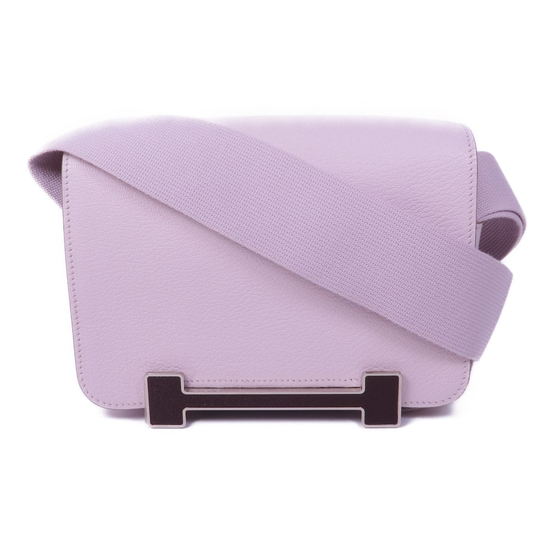 HERMES Geta Shoulder Bag Chevre Leather Mauve Pale PHW: HERMES Geta Shoulder Bag Chevre Leather Mauve Pale PHW This HERMES shoulder bag features a chic and elegant design crafted from high-quality goatskin leather in a soft mauve pale color. With its compa