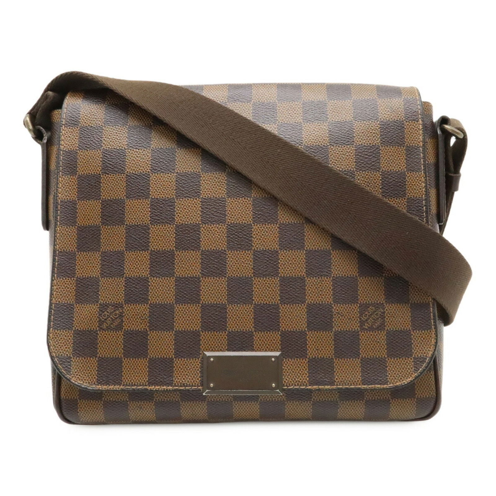 District Canvas Shoulder Bag by Louis Vuitton in Brown: District Canvas Shoulder Bag by Louis Vuitton in Brown This Louis Vuitton District bag features a brown canvas exterior and is designed for women. Crafted in France, the bag measures approximately 24c