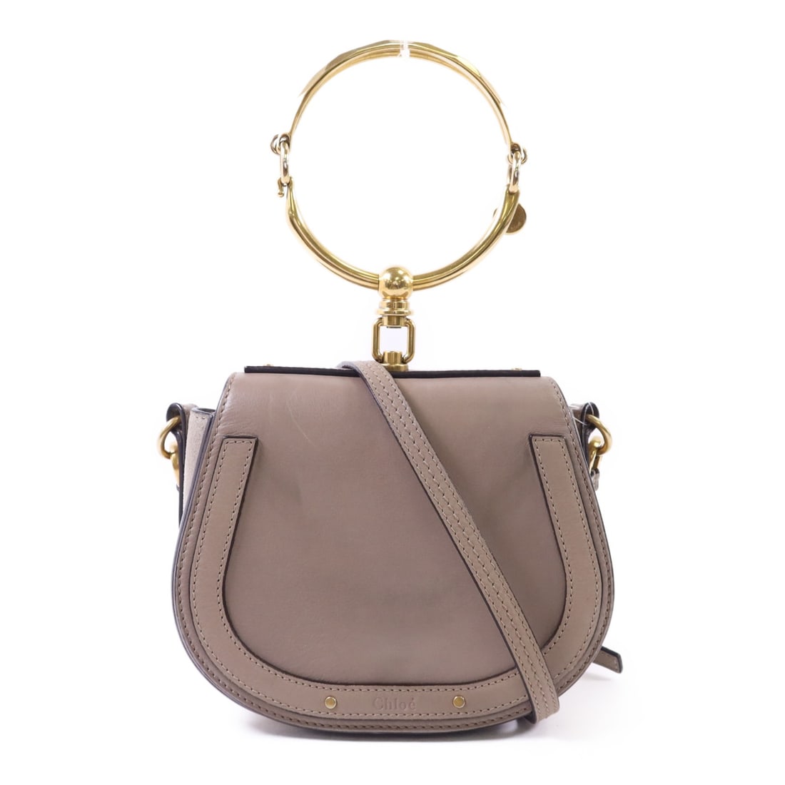 Chloe Nile Gray Calfskin 2 Way Shoulder Bag with Gold Hardware: Chloe Nile Gray Calfskin 2 Way Shoulder Bag with Gold Hardware This Chloe Nile 2-way shoulder bag is crafted from gray calfskin leather. Designed for versatility, it can be worn in multiple ways and f