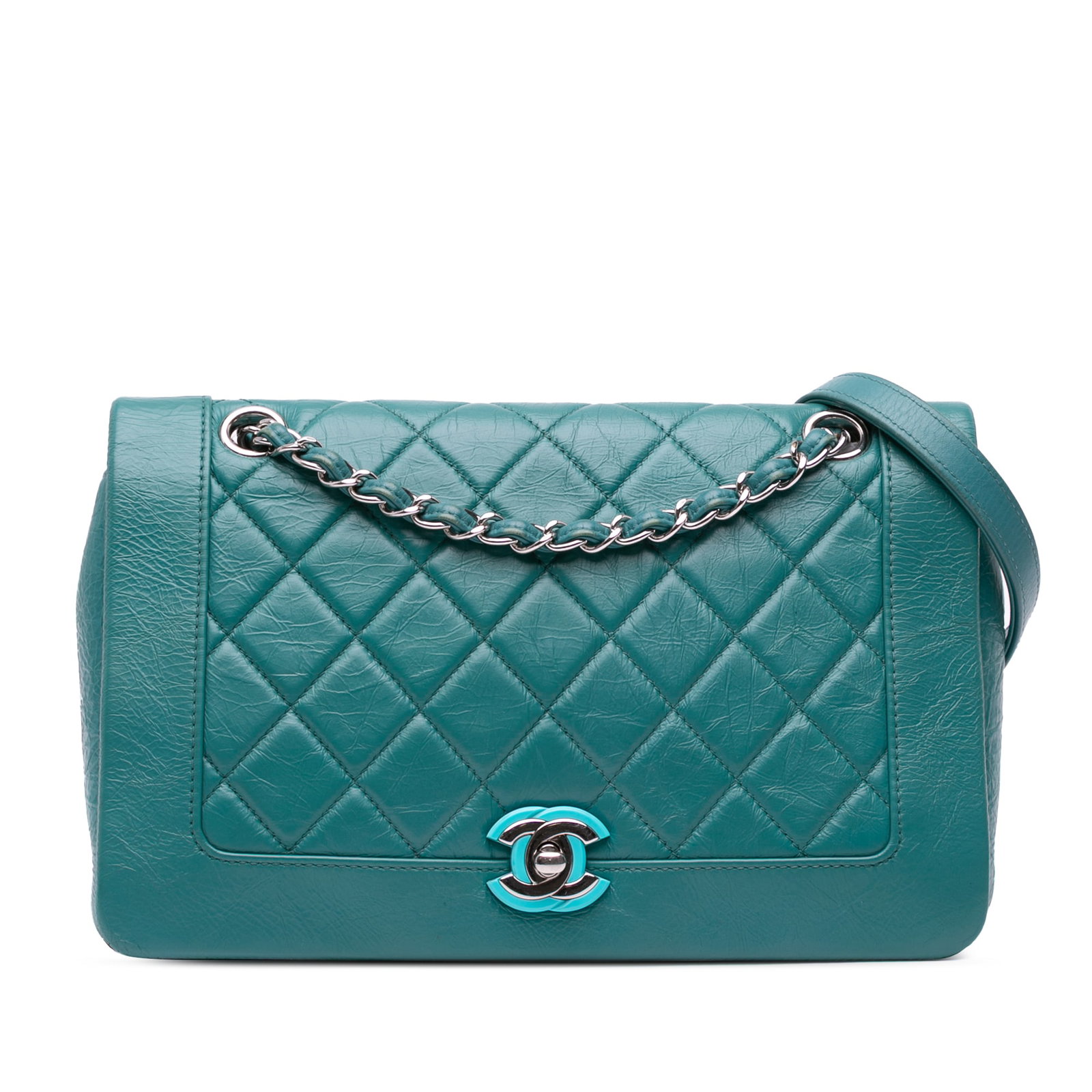Chanel Medium Crumpled Calfskin Blue Vintage Full Flap Bag: Chanel Medium Crumpled Calfskin Blue Vintage Full Flap Bag Elevate your style with this Chanel Medium Crumpled Calfskin Bi Vintage Full Flap crossbody bag. Crafted from luxurious quilted crumpled calf