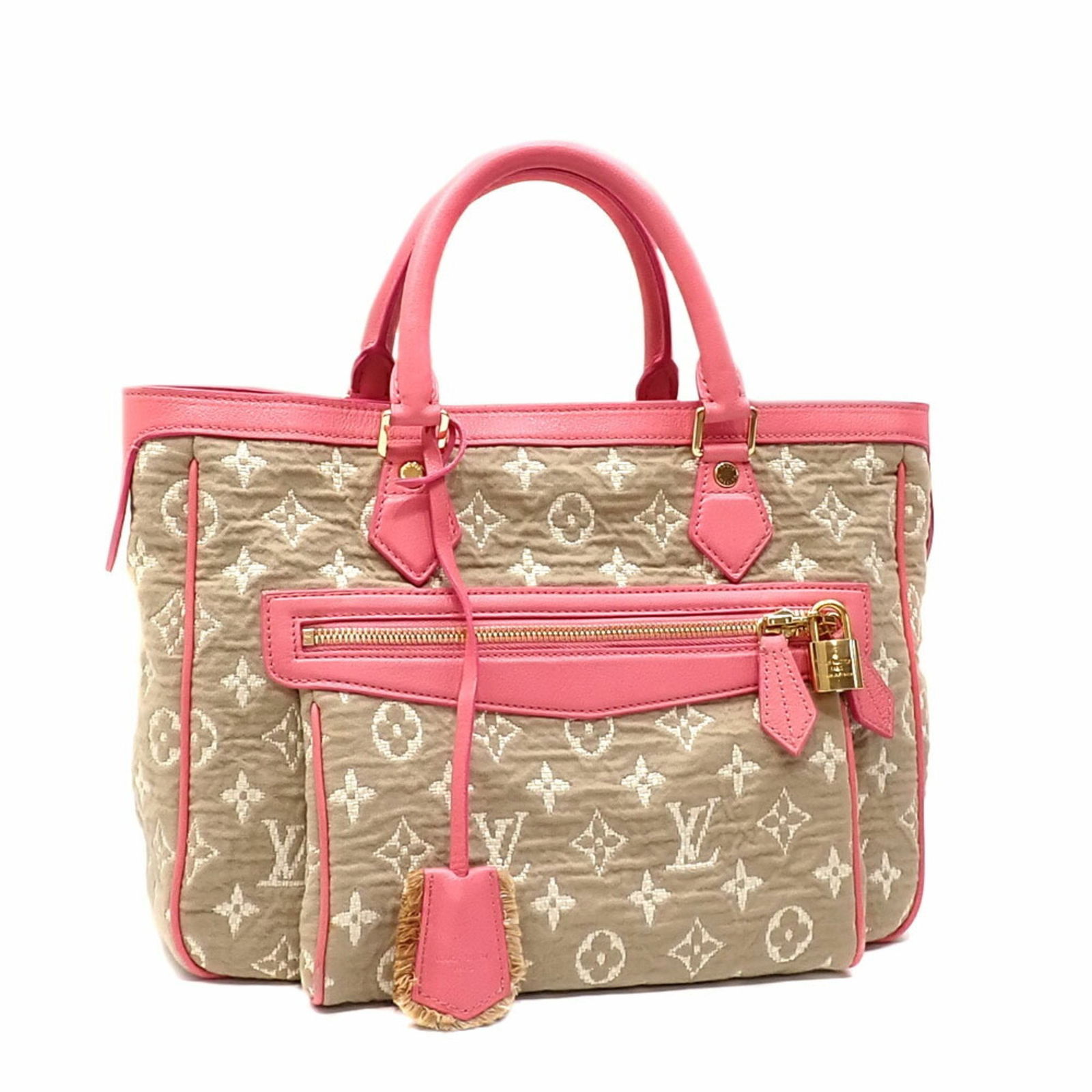 Louis Vuitton Sabia Beige Canvas Shoulder Bag France: Louis Vuitton Sabia Beige Canvas Shoulder Bag France The Louis Vuitton Sabia is a beige canvas handbag designed for women. Crafted in France, this bag features a spacious interior and sturdy handles.