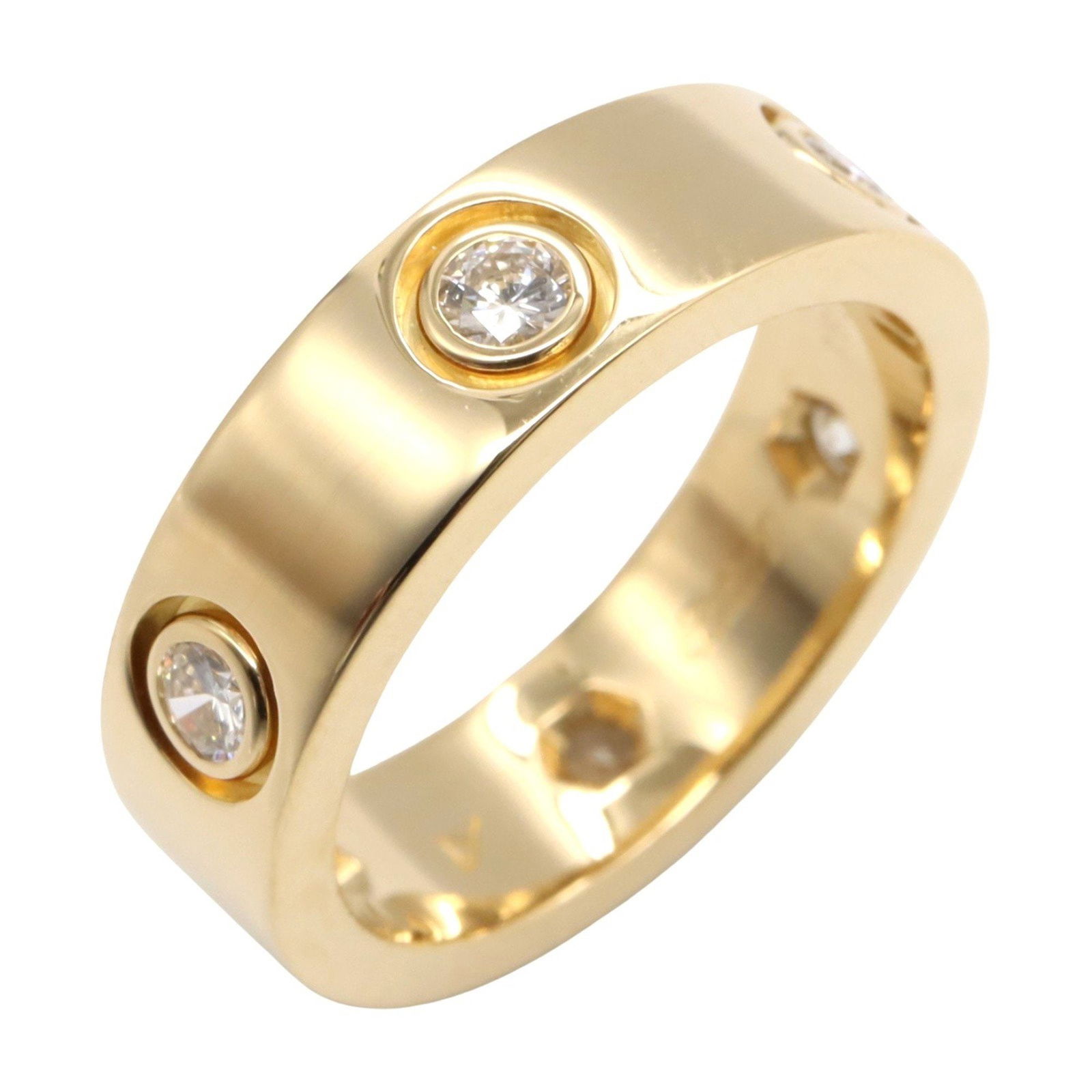 Cartier Love Bracelet Yellow Gold Size 5 for Women: Cartier Love Bracelet Yellow Gold Size 5 for Women This Cartier Love bracelet is crafted from yellow gold and features a classic design. It is designed for women and comes in a size 5. The bracelet wa