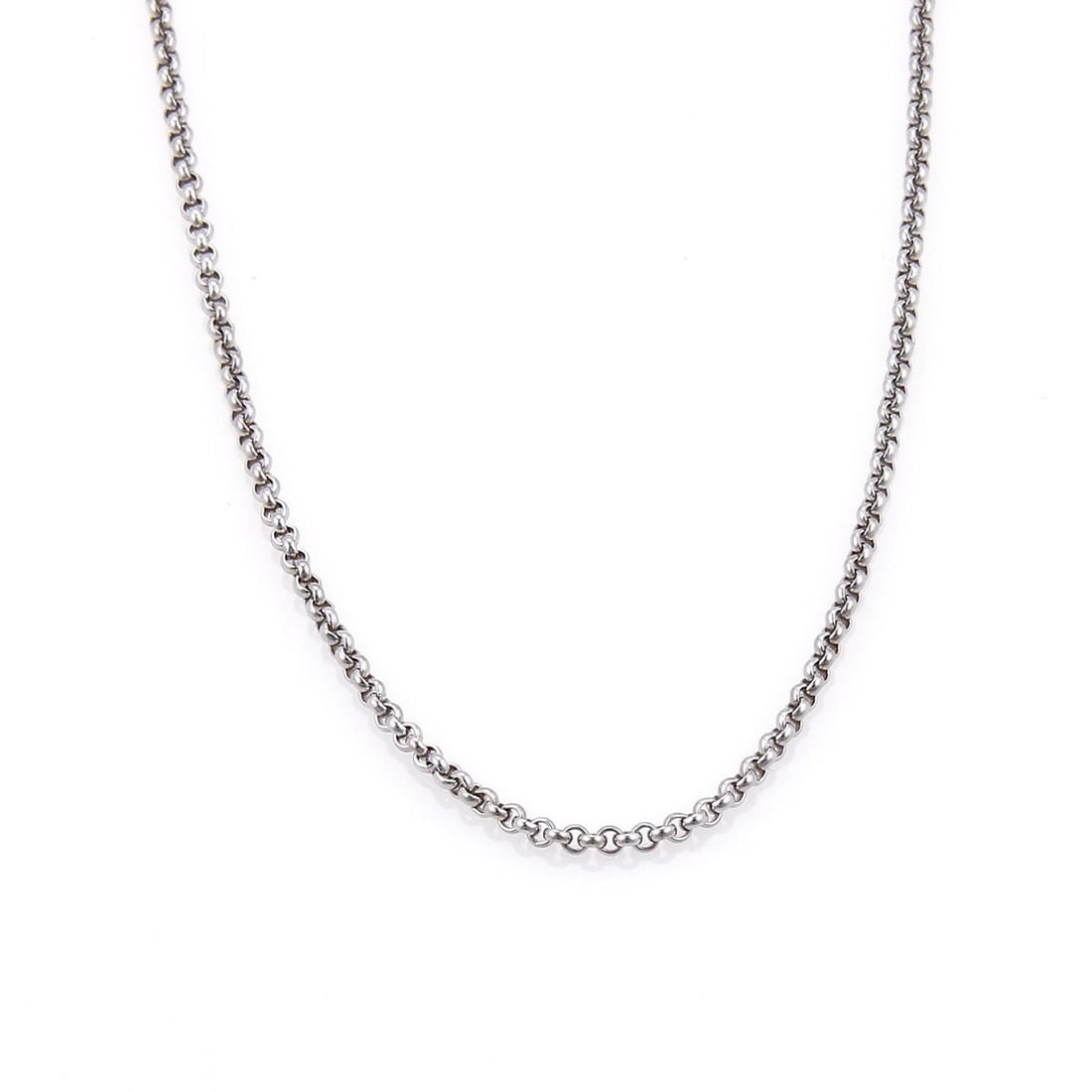 Chopard 18k White Gold Rolo Link Chain 16.75in Authentic: Chopard 18k White Gold Rolo Link Chain 16.75in Authentic This exquisite rolo link chain is crafted by Chopard from luxurious 18k white gold, featuring a polished finish. The chain boasts 3.5mm thick r