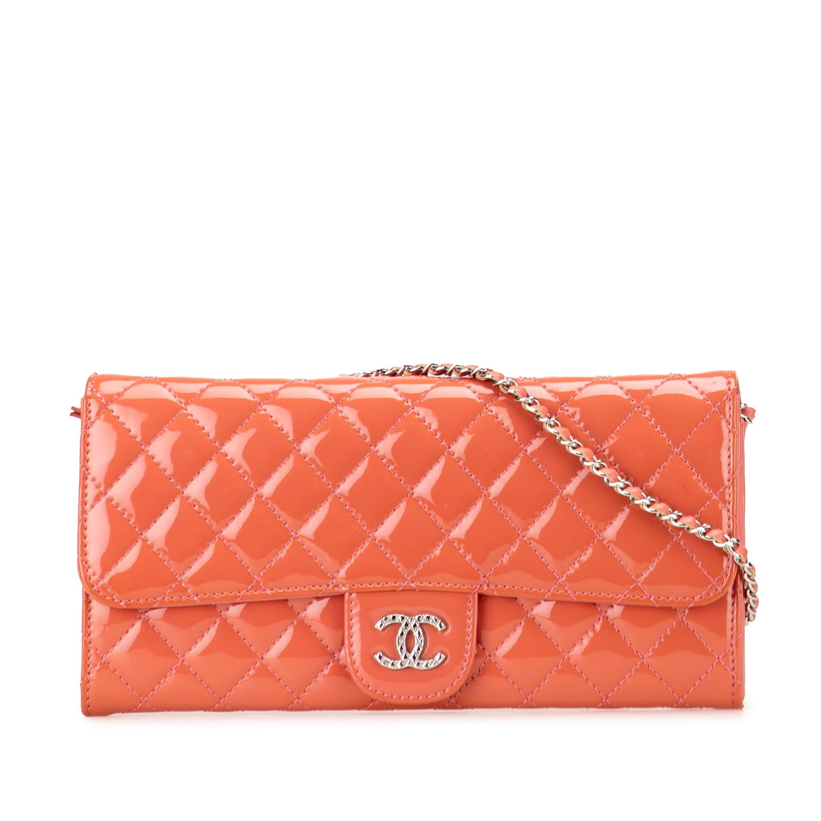 Chanel CC Quilted Patent East West Wallet On Chain Red: Chanel CC Quilted Patent East West Wallet On Chain Red This Chanel CC Quilted Patent Brilliant East West Wallet On Chain is a stylish shoulder bag crafted from quilted patent leather in a vibrant red