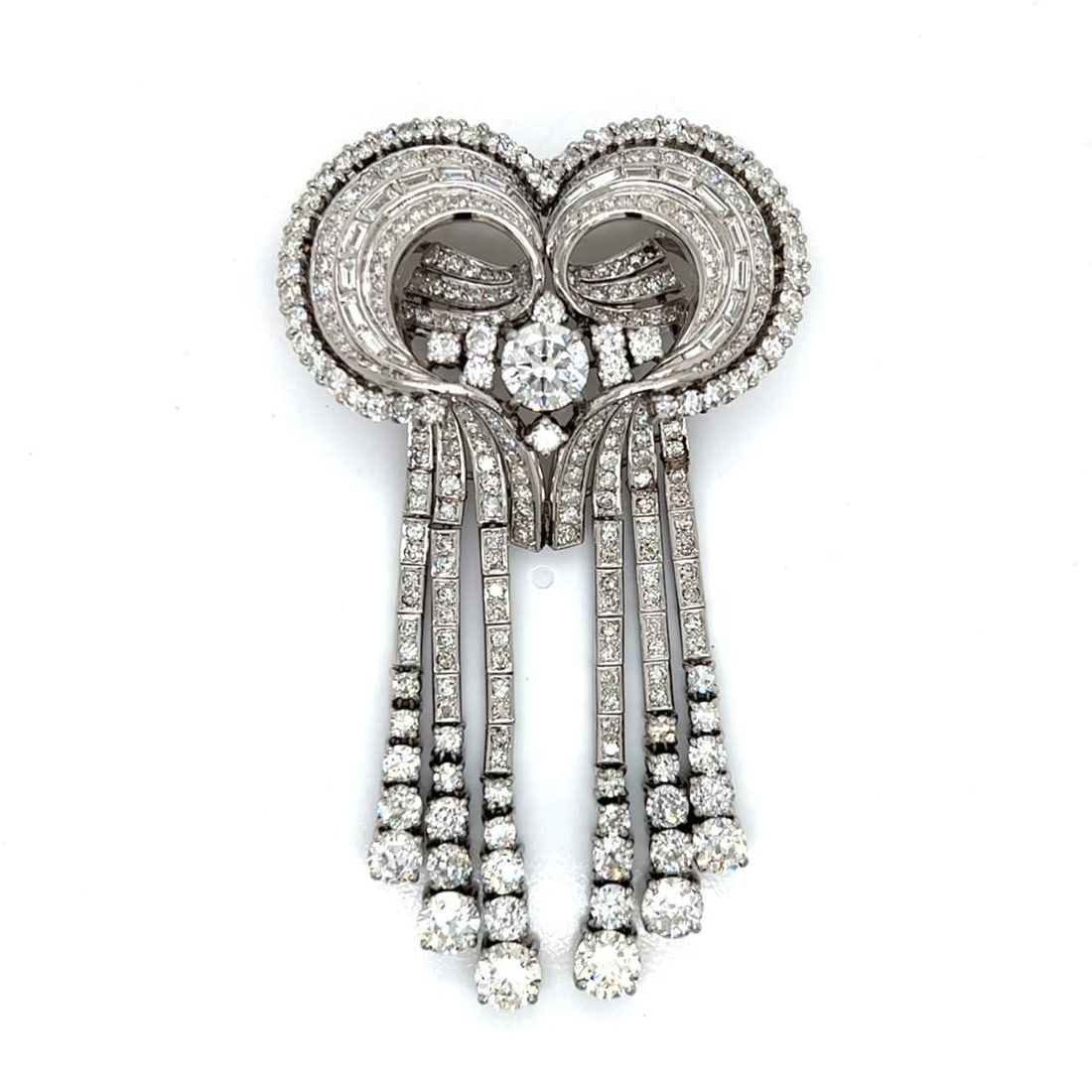 Art Deco Platinum Diamond Pendant 1.50 Ct Center 21.00 Ct Total: Art Deco Platinum Diamond Pendant 1.50 Ct Center 21.00 Ct Total This stunning Art Deco pendant is crafted in platinum and features a central diamond weighing approximately 1.50 Ct, with a color grade