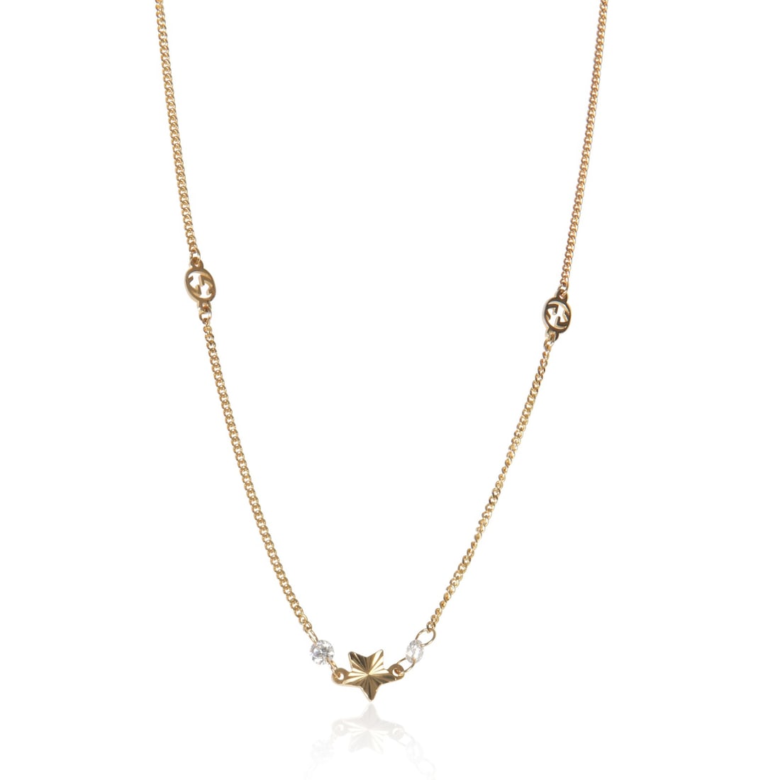 Gucci Interlocking GG Star Diamond 18k Yellow Gold Necklace with Box: Gucci Interlocking GG Star Diamond 18k Yellow Gold Necklace with Box This Gucci Interlocking GG Star necklace features a round brilliant pendant crafted in 18k yellow gold, adorned with two VS1 clarit