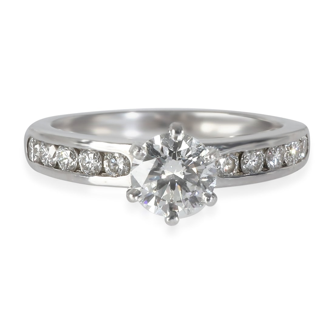 Tiffany & Co. 0.7 ct VVS1 Round Diamond Engagement Ring Platinum: Tiffany & Co. 0.7 ct VVS1 Round Diamond Engagement Ring Platinum This exquisite Tiffany & Co. engagement ring features a stunning 0.70 ct round brilliant diamond, certified by Tiffany, showcasing its
