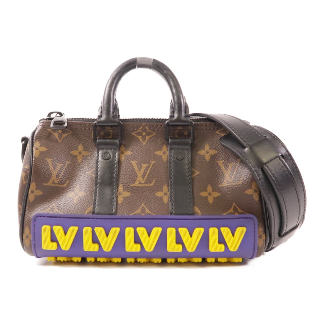 Louis Vuitton Keepall XS Brown Monogram 2 Way Shoulder Bag M45788: Louis Vuitton Keepall XS Brown Monogram 2 Way Shoulder Bag M45788 Introducing the LOUIS VUITTON Keepall XS 2 Way Shoulder Hand Bag, a stylish and functional accessory crafted from durable PVC coated c