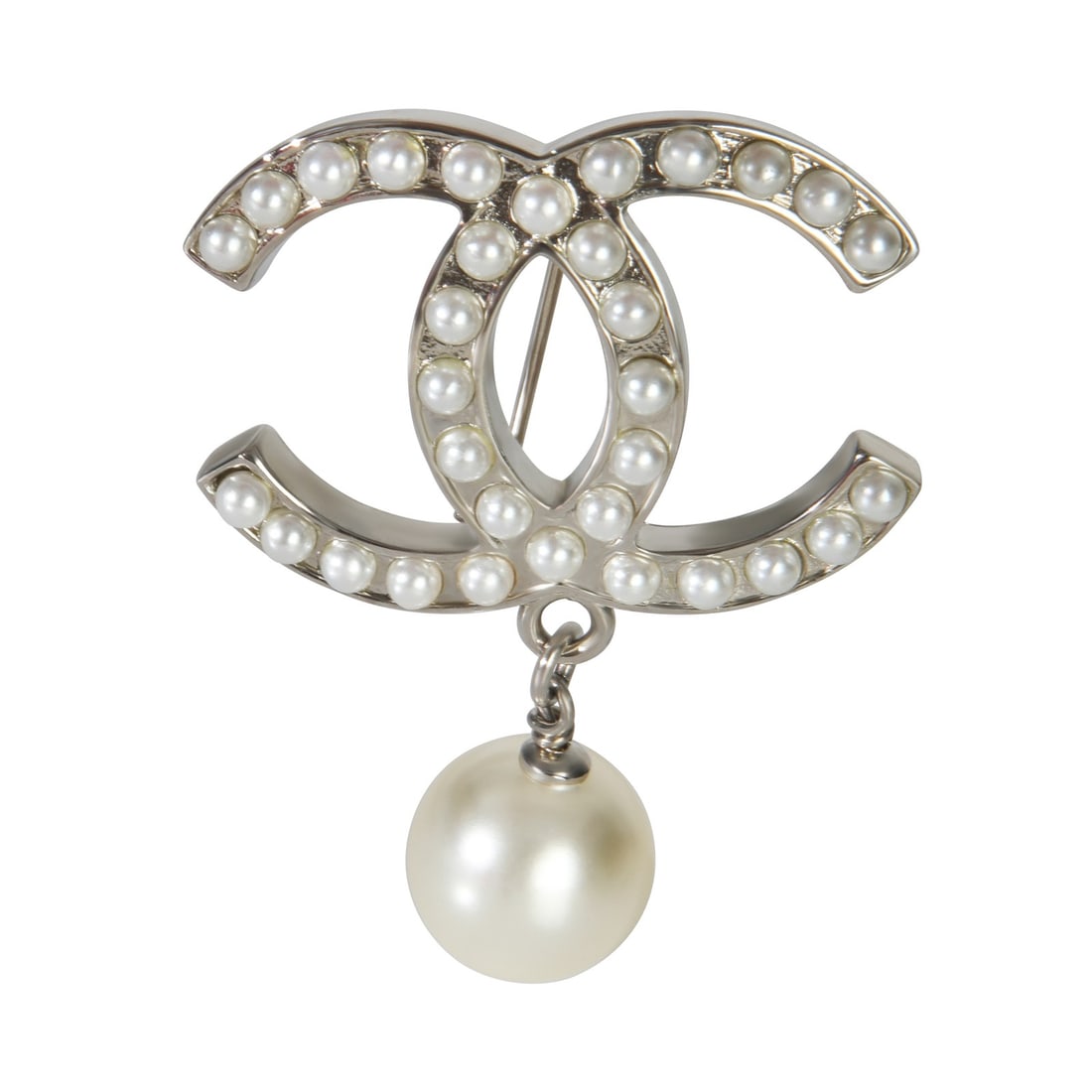 2008 Chanel CC Brooch Gold Plated Faux Pearl Accent: 2008 Chanel CC Brooch Gold Plated Faux Pearl Accent This Chanel brooch from the 2008 Faux Pearl CC Collection features a gold-plated finish with a classic CC logo design. Crafted in France, this unise