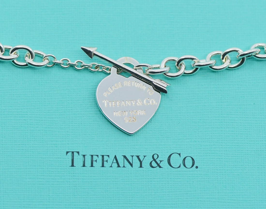 16 Inch Sterling Silver Lovestruck Choker Necklace by Tiffany & Co: 16 Inch Sterling Silver Lovestruck Choker Necklace by Tiffany & Co This Tiffany & Co. Lovestruck choker necklace is crafted from sterling silver with a purity of 925. The piece does not feature a main