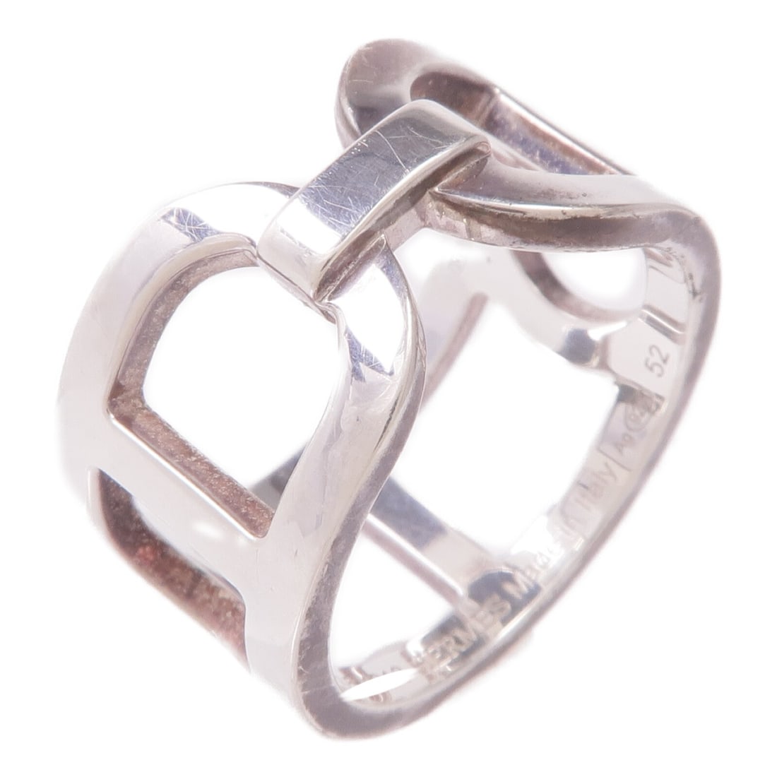 HERMES Ever Chaine d'ancre Ring in 925 Sterling Silver Size 6: HERMES Ever Chaine d'ancre Ring in 925 Sterling Silver Size 6 This exquisite HERMES Ever Chaine d'ancre Ring is crafted from 925 sterling silver, showcasing a sleek and sophisticated design that embod