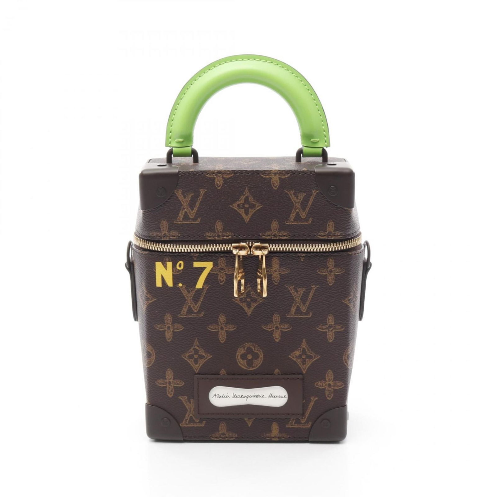 Brown Canvas Louis Vuitton Trunk Bag 21cm French Design: Brown Canvas Louis Vuitton Trunk Bag 21cm French Design This Louis Vuitton trunk features the brand's signature brown canvas and offers a compact size, making it both stylish and practical. Crafted in