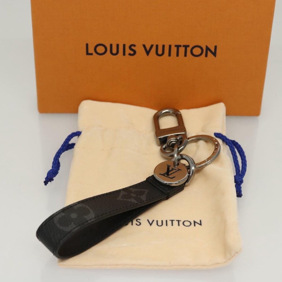 LOUIS VUITTON Monogram Eclipse Key Holder M61950 Authentic - 8