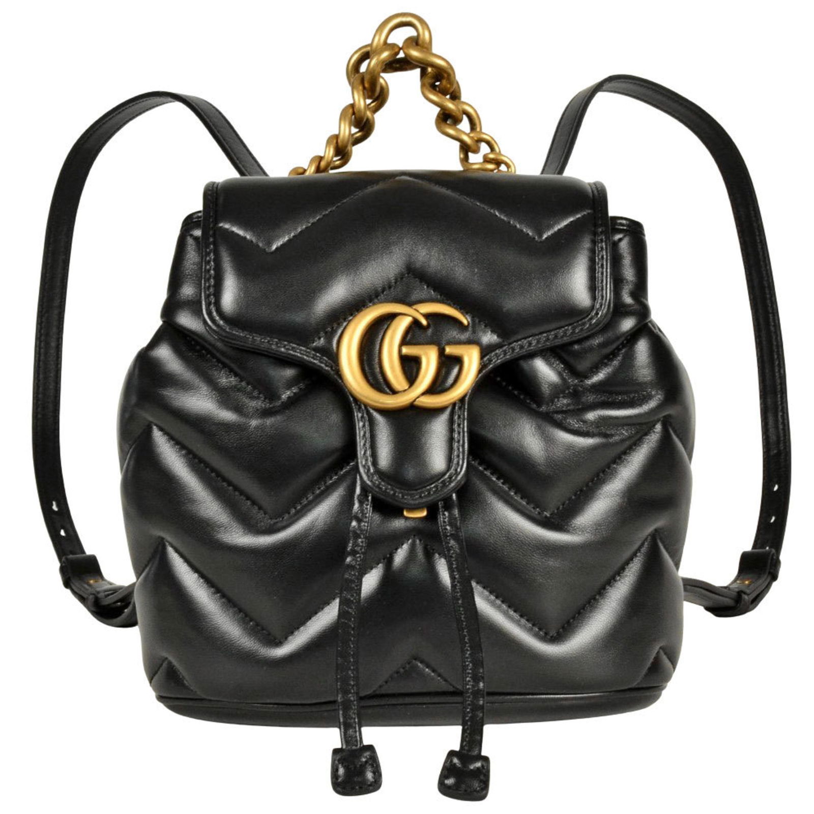 Gucci Marmont Black Leather Bag 19cm x 20cm x 10cm Italy: Gucci Marmont Black Leather Bag 19cm x 20cm x 10cm Italy This Gucci Marmont is a women's bag crafted from black leather and made in Italy. It features a spacious interior with slight staining and a ha