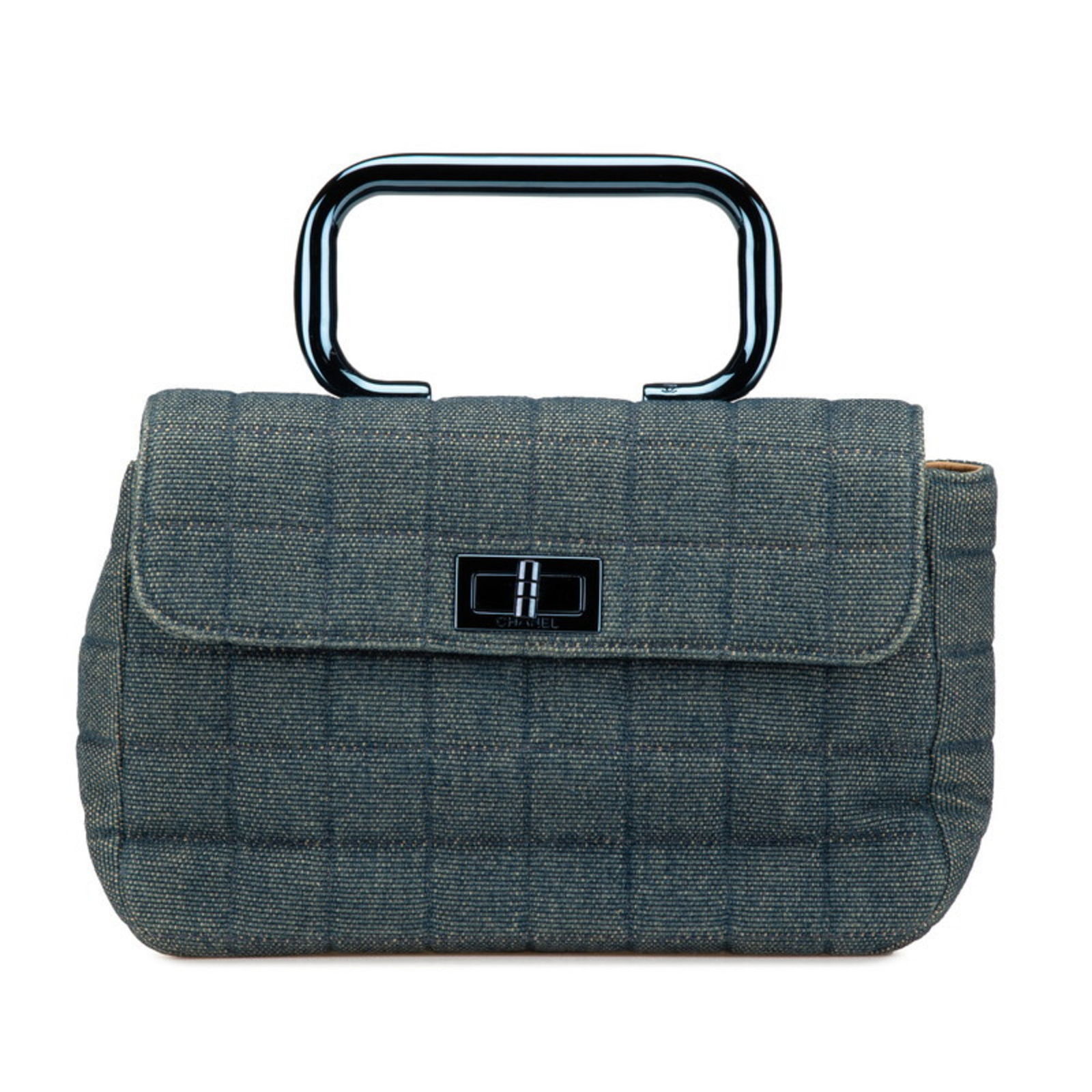 Chanel Denim Chocolate Bar Blue Shoulder Bag France: Chanel Denim Chocolate Bar Blue Shoulder Bag France This Chanel Chocolate Bar handbag features a blue denim exterior with a compact and stylish design. The bag is designed for women and offers a disti