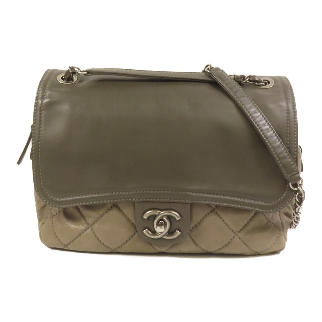 Chanel Grey Calfskin Leather Shoulder Bag with Silver Tone Chain: Chanel Grey Calfskin Leather Shoulder Bag with Silver Tone Chain This CHANEL CC shoulder bag features a stylish gray calfskin leather exterior with silver-tone hardware. Designed for everyday elegance