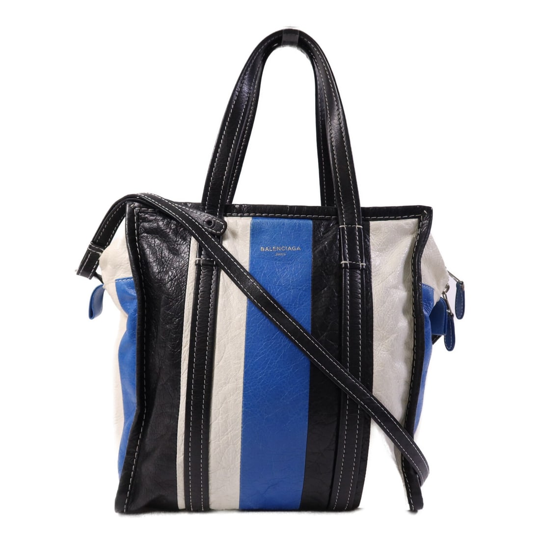 Balenciaga Bazaar Black and Blue Calfskin 2way Shoulder Shopper Bag SHW: Balenciaga Bazaar Black and Blue Calfskin 2way Shoulder Shopper Bag SHW This Balenciaga Bazaar Shopper is a versatile 2-way shoulder bag crafted from black calfskin leather with blue accents. It featu