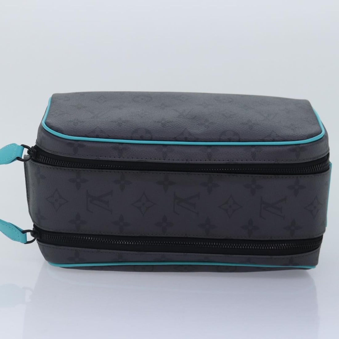 LOUIS VUITTON Monogram Eclipse Reverse Dopp Kit Bag Turquoise M11482 Authentic - 6