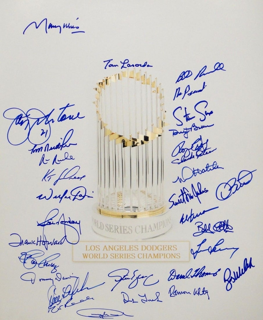 Los Angeles Dodgers 16x20 Team Signed Photo by Lasorda Baker Welch Osteen (1 of 3)