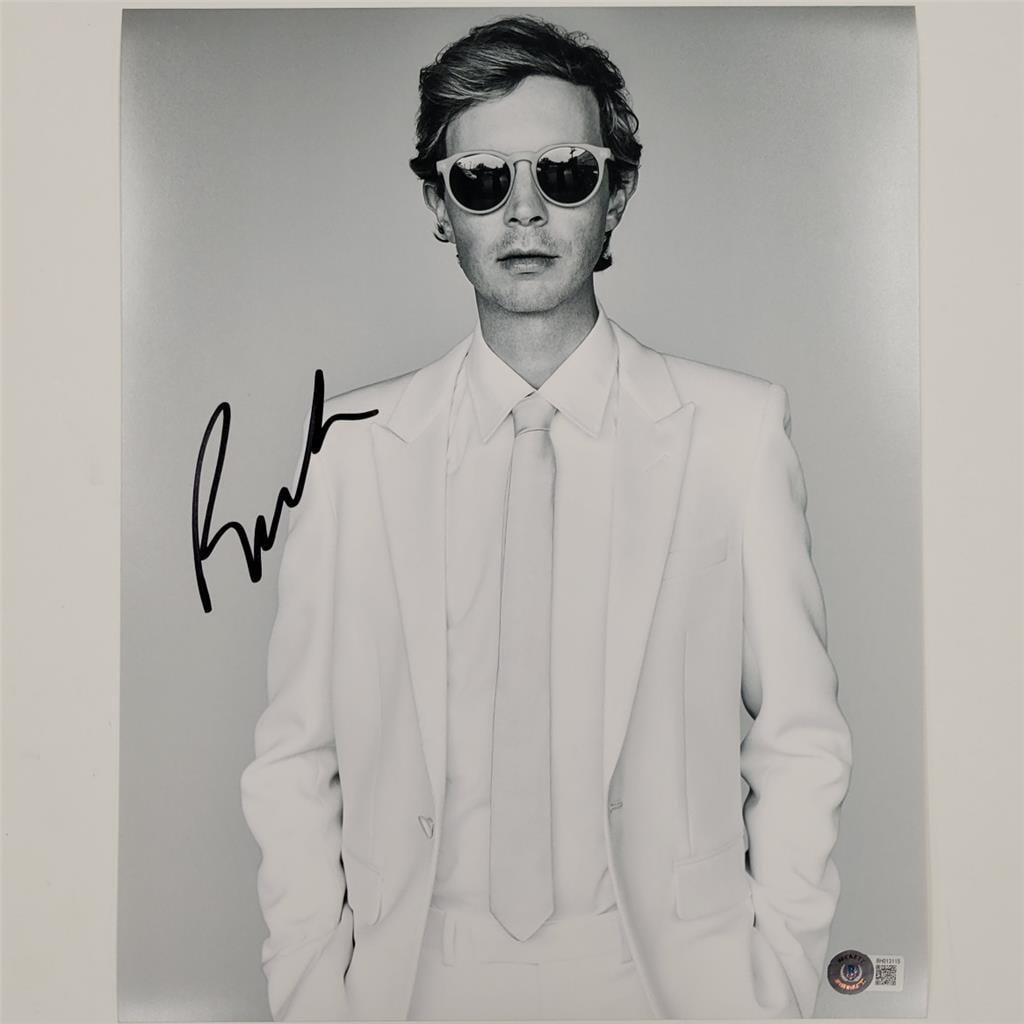 Original 11x14 Photograph Signed by Beck with Beckett Authentication (1 of 3)