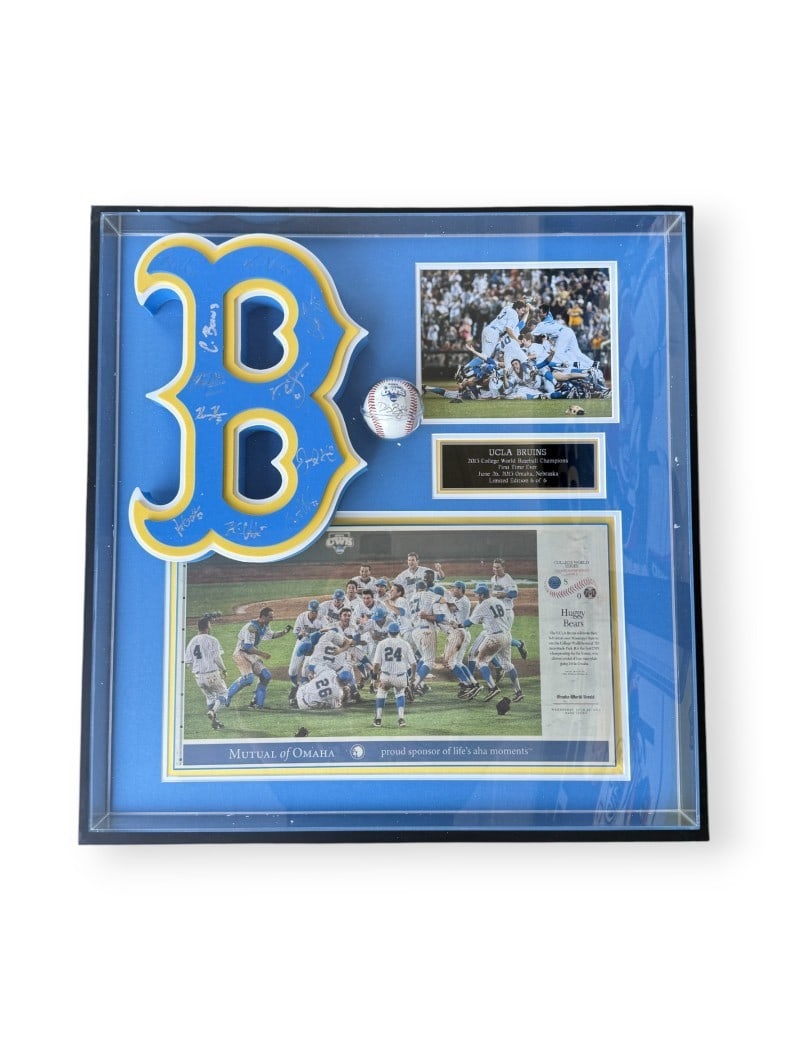 Baseball Signed by David Berg and 2013 UCLA Bruins Champions with 3D Logo (1 of 7)