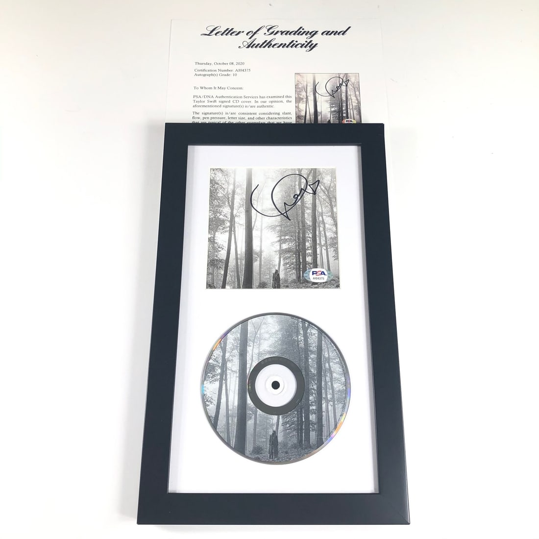 Taylor Swift Folklore Signed CD Cover Framed PSA/DNA Auto Grade 10 (1 of 3)