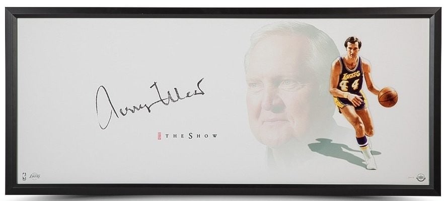 Jerry West Autographed Framed The Logo Photo 46x20 Upper Deck Los Angeles Lakers: Jerry West Autographed Framed The Logo Photo 46x20 Upper Deck Los Angeles Lakers Celebrate basketball history with this stunning framed photo of Jerry West, known as 'The Logo.' This original piece fe