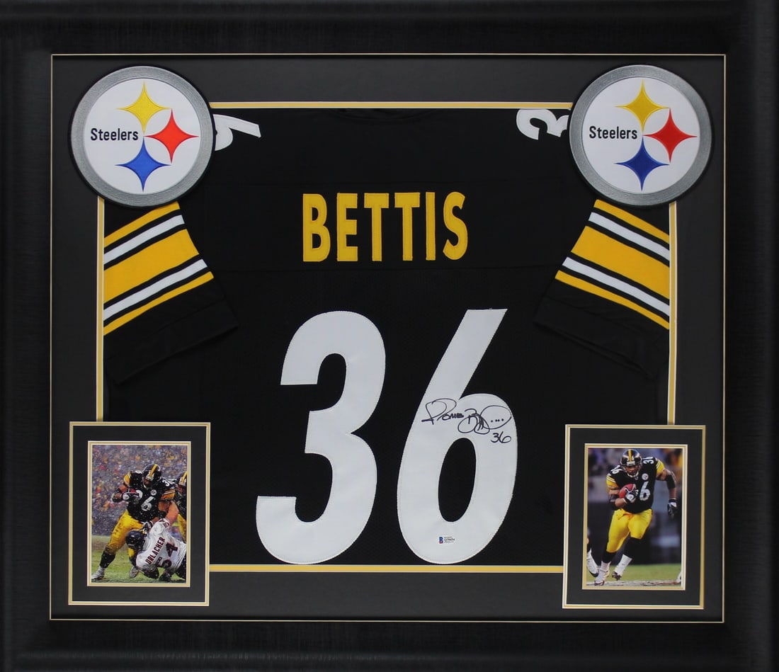 Jerome Bettis Signed Black Framed Jersey Pittsburgh Steelers BAS Certified: Jerome Bettis Signed Black Framed Jersey Pittsburgh Steelers BAS Certified Celebrate the legacy of Jerome Bettis with this authentic signed black framed pro-style jersey. This exclusive item features