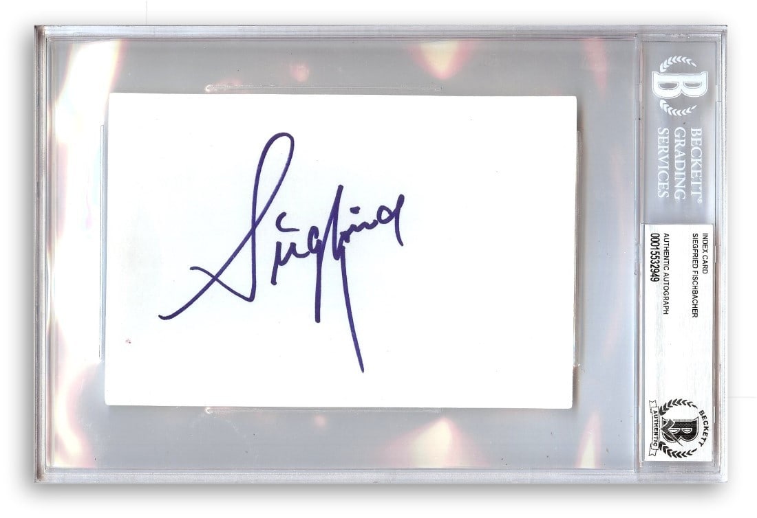 Sigfried Fischbacher Autographed Index Card 6 x 9 Beckett Authenticated (1 of 1)