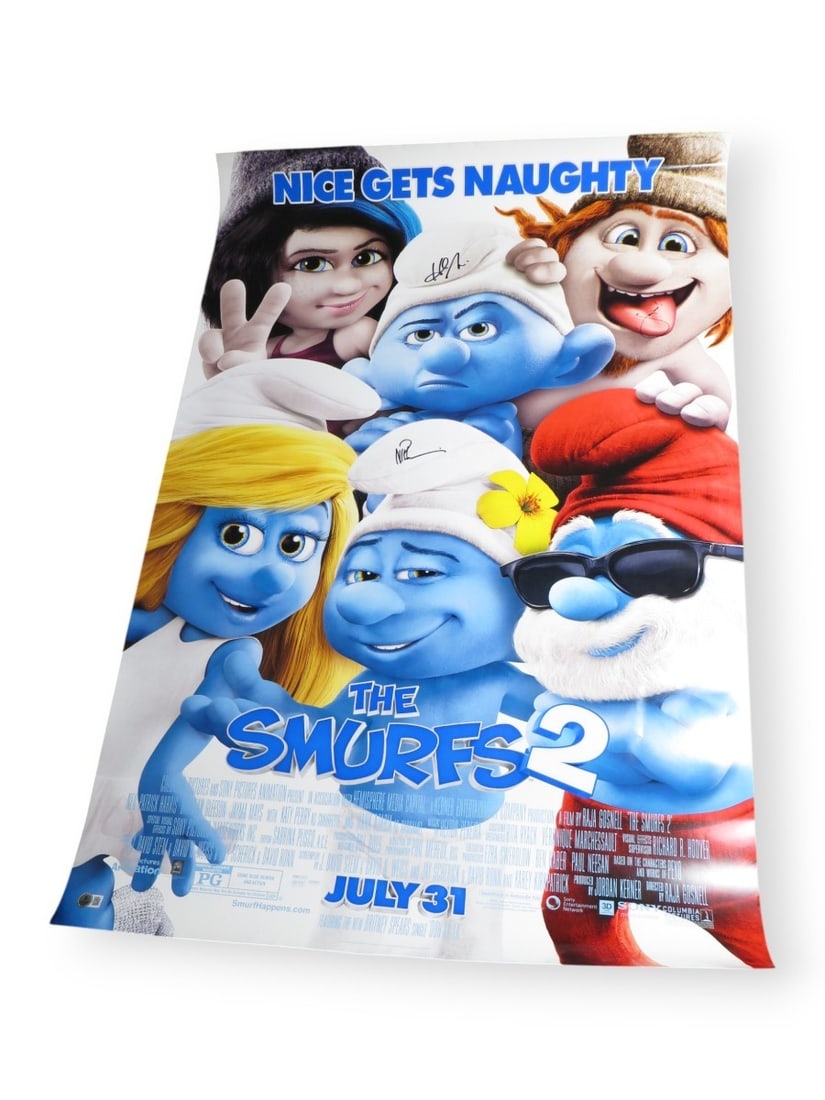 The Smurfs 2 Autographed Poster 27x40 Azaria Harris Mays Beckett Authenticated: The Smurfs 2 Autographed Poster 27x40 Azaria Harris Mays Beckett Authenticated Celebrate your love for The Smurfs with this stunning multi-autographed poster from The Smurfs 2. Measuring 27X40 inches,