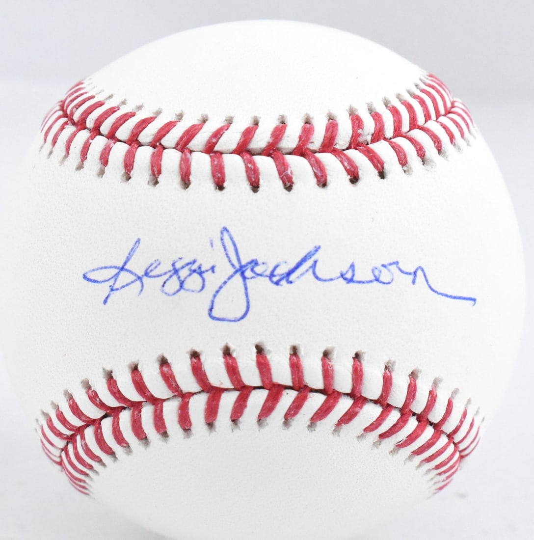 Reggie Jackson Signed Rawlings OML Baseball with Beckett Authentication (1 of 3)