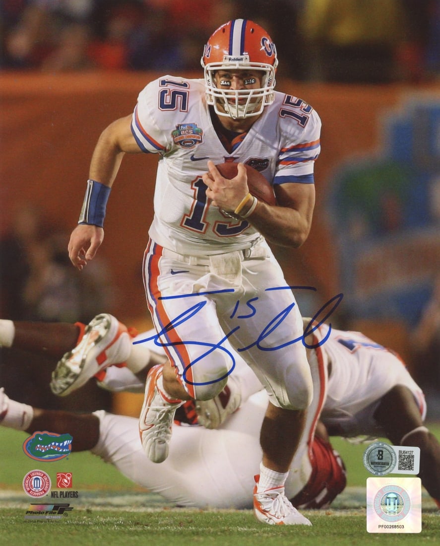 Tim Tebow Signed Florida Gators 8x10 Vertical Photo Beckett Authenticated (1 of 1)