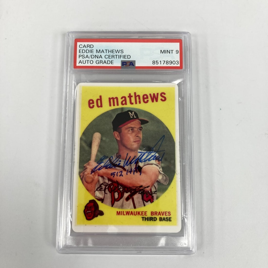 1959 Topps Eddie Mathews Signed Porcelain Baseball Card PSA Authenticated (1 of 2)