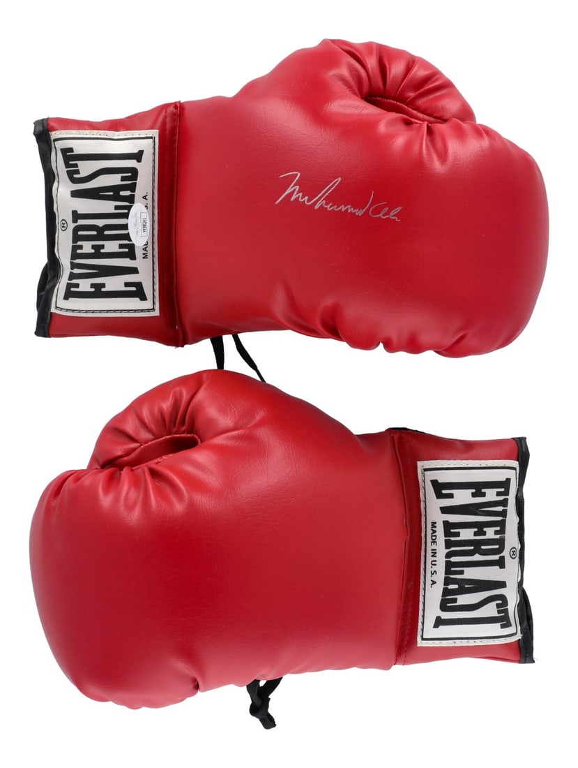 Mint Muhammad Ali Signed Everlast Gloves with JSA COA (1 of 6)