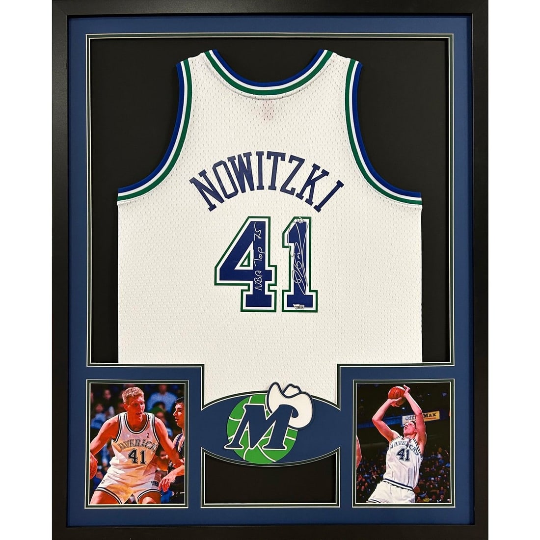 Dirk Nowitzki Autographed Framed Rookie Jersey Dallas Mavericks Fanatics Authenticated (1 of 2)