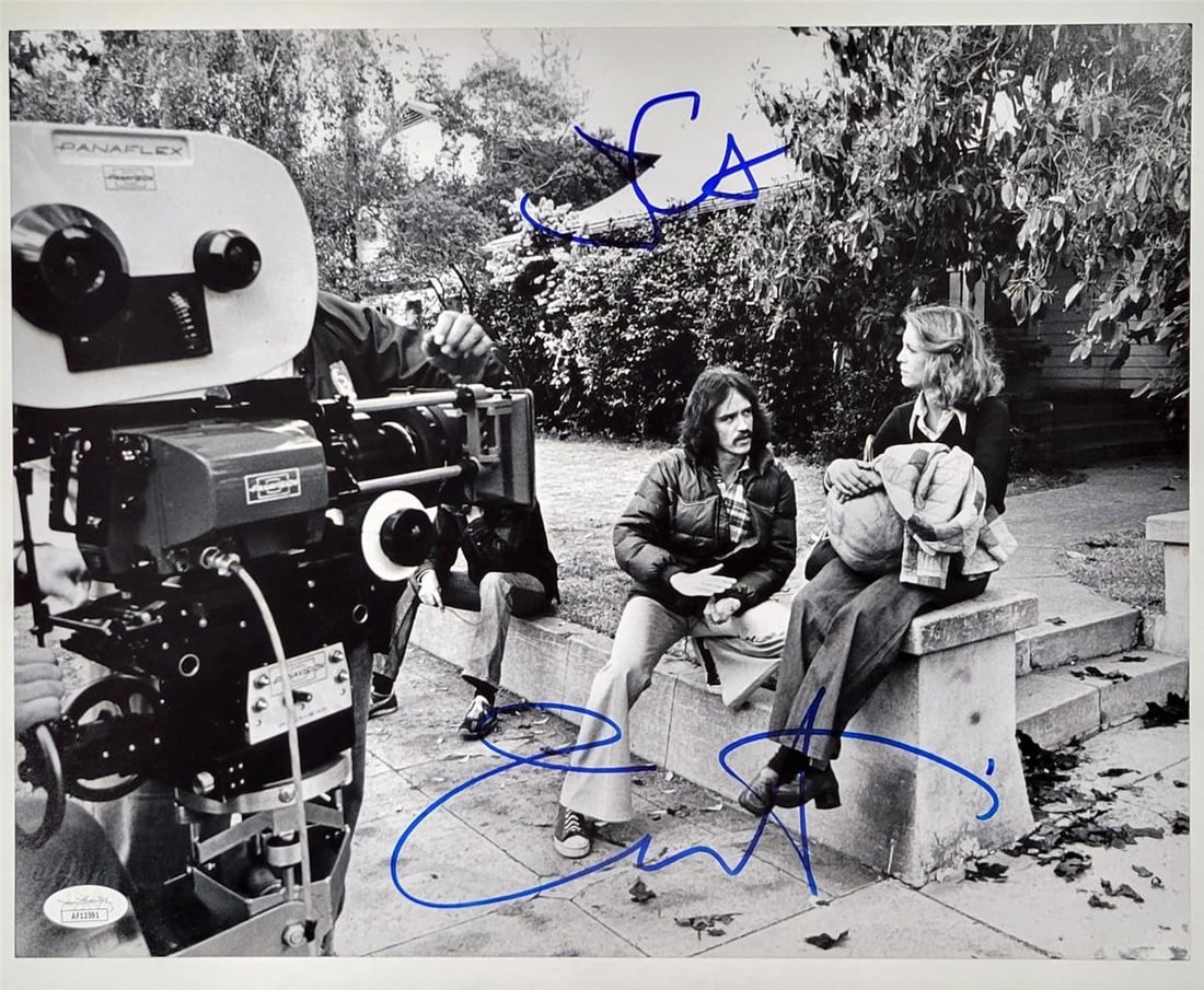 John Carpenter Jamie Lee Curtis Autographed Halloween 11x14 Photo JSA Authenticated (1 of 4)