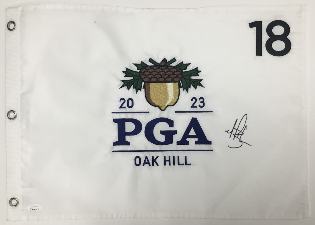 Michael Block Signed 2023 PGA Oak Hill #18 Pin Flag JSA Authenticated: Michael Block Signed 2023 PGA Oak Hill #18 Pin Flag JSA Authenticated Celebrate a remarkable moment in golf history with this official 2023 PGA Oak Hill #18 pin flag, beautifully signed by Michael Blo
