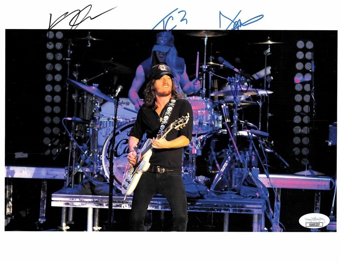 Cadillac Three Signed 8.5x11 Photo JSA Authenticated Southern Rock: Cadillac Three Signed 8.5x11 Photo JSA Authenticated Southern Rock This professionally printed 8.5x11 cardstock photograph features the Cadillac Three, signed by all three members: Jaren Johnston (lea