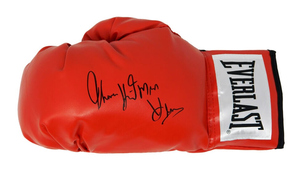 Thomas Hearns Signed Everlast Boxing Glove with Hitman Inscription (1 of 1)