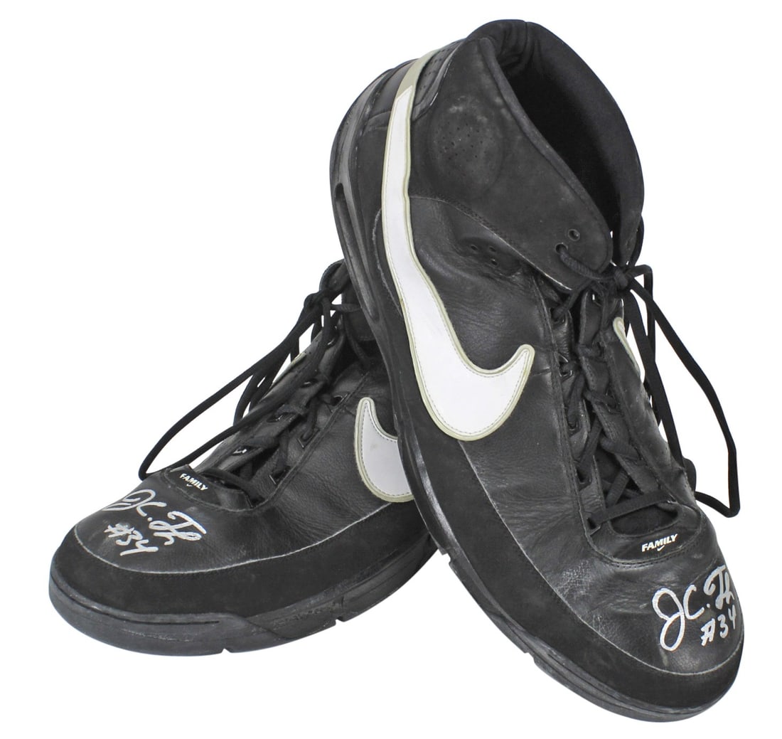 Jason Thompson Signed 2008 Game Used Nike Vis Air Shoes BAS (1 of 11)